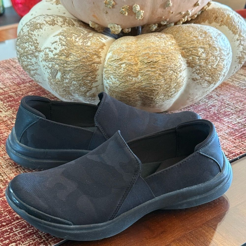 BZees Black Camouflage Slip-On Shoes